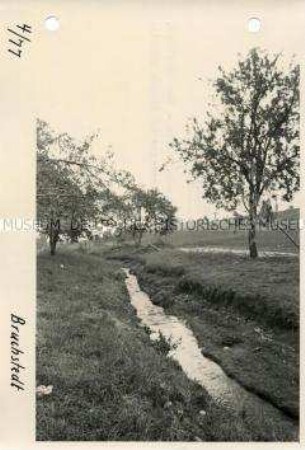 Wiederaufbau des vom Hochwasser zerstörten Bruchstedt - Dorfbach nach dem Hochwasser