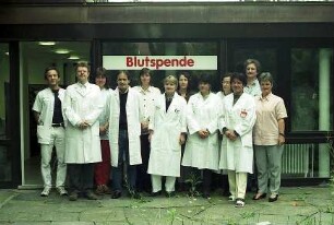 Freiburg im Breisgau: Mitarbeiter der Blutspende-Zentrale