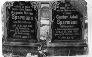 Triebischtal-Taubenheim. Grabstätte des Ehepaares Gustav und Marie Sparmann, Repro
