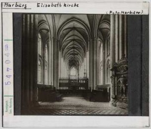 Marburg: St. Elisabeth, Inneres nach Osten