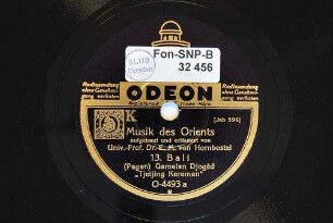 Musik des Orients : 13. Bali, (Pagan) Gamelan Djogèd "Tjetjing Kereman"