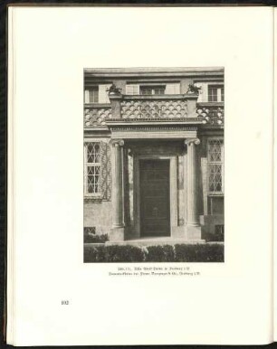 Abb. 111. Villa Adolf Dietler in Freiburg i. B. Betonwerksteine der Firma Brenzinger & Cie., Freiburg i. B.