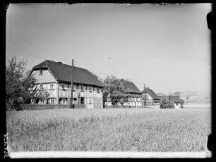 Giessmannsdorf: alte Häuser 15.5.43