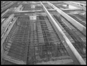 Bahnbrücke, Baustelle