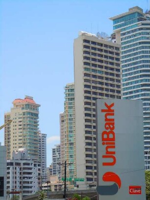 Panama-City - Hochhäuser im Geschäftsvirtel : Wohn-und Bürohochhäuser prägen das Stadtbild. Aufgenommen am 14. September in Panama-City