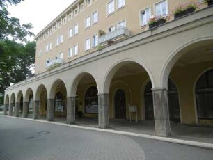 Eisenhüttenstadt: Wohnbauten Erich-Weinert-Allee/Friedrich-Engels-Straße (WK II)