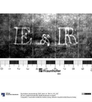 Buchstaben (zweikonturig): E&R