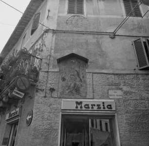 Thronende Madonna