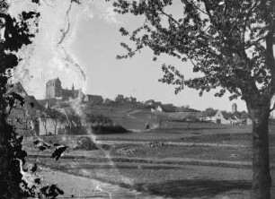 Kloster Petersberg : Petersberg. Ortsteilansicht mit Kloster Petersberg
