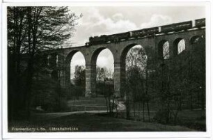 Frankenberg. Lützeltalbrücke mit Personenzug