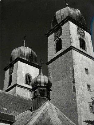 Blick auf die Kirchtürme der Kirche von St. Märgen