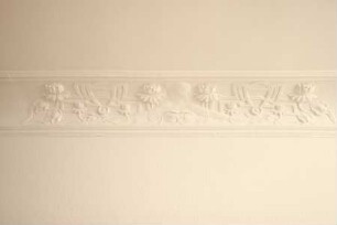 Villa Esperanza — Relief