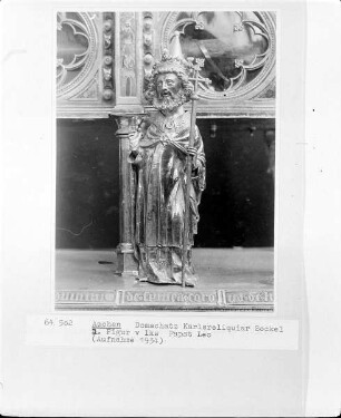 Karlsreliquiar — Papst Leo III.