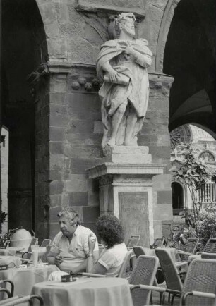Sraßencaffee in Bergamo, Piazza Vecchia