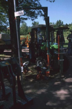 Fotografie: Gartenbautechnik-Freiland, Bodenbearbeitung