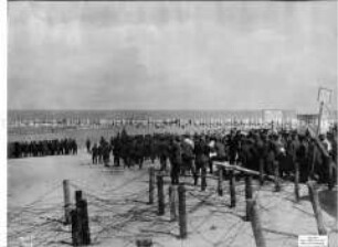 Deutsche Soldaten am Strand von Ostende
