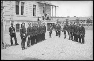 Dresden. Kaserne des Königlich Sächsischen 4. Feldartillerie-Regiments No. 48, Wachaufzug
