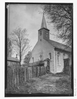 Oberschöna. Kirche außen