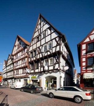 Grünberg, Alsfelder Straße 1, Alsfelder Straße 3