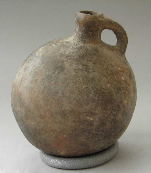 Clay vessel