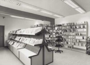 Freihandbereich Videothek (1. Obergeschoss) : Dresden-Neustadt, Stauffenbergallee 9 g (Garnisonkirche St. Martin). Sächsische Landesbibliothek - Staats- und Universitätsbibliothek Dresden. Außenstelle Phonothek. Freihandbereich Videothek (1. Obergeschoss)