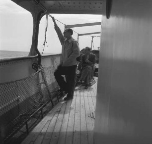 Überfahrt nach Stromboli. Reisegefährten Helbigs an Bord des Schiffes