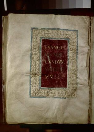 Schatzkammer-Evangeliar — Zierseite zum Matthäusevangelium, Folio 19verso