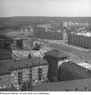 Blick vom Rathausturm Richtung Osten (Grunaer Straße)