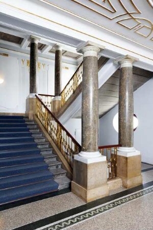 Präsidialbau der Regierung von Oberfranken — Treppenhaus