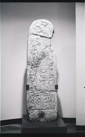 Santa Rosa Xtampak, Stela 8 (SRX: St. 8)