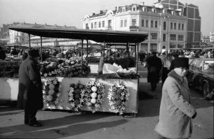 Bukarest: Piata Mare - Markt