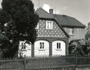 Ebersbach-Neugersdorf, Wiesenstraße 43. Wohnhaus (1867 und um 1920)