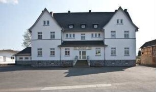 Ehemalige Schule; Hungen, Bürgerhausstraße 4, Bürgerhausstraße