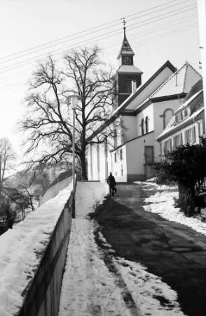 Wasenweiler: Kirche im Schnee