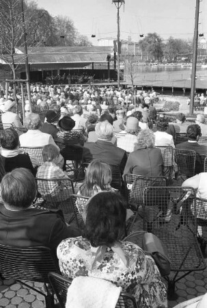 Besuch im Stadtgarten und Zoo an Ostern 1976