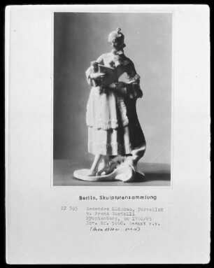 Lesendes Mädchen