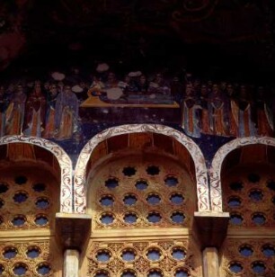 Osios Lukas. Kloster. Nische über dem Hauptportal der Klosterkirche mit dem Marientod