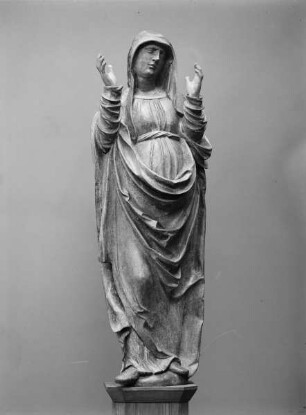 Kreuzigung — Trauernde Maria