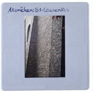 München, St. Laurentius : Ausschnitt Fassade