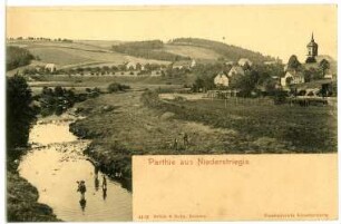 Niederstriegis. Blick zur Kirche