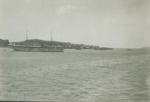 Dans le port d'Aden.