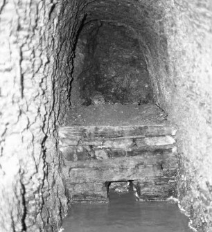 Plauen, Reichsstraße 11. Alaunbergwerk "Ewiges Leben". Ende eines Schachtganges