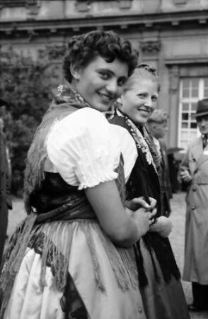 Rastatt: Trachtenmädchen