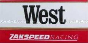 Werbeaufkleber für "West"-Zigaretten