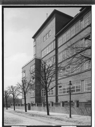 Schule Uferstraße (Hamburg-Hohenfelde): Teilansicht : SchumacherWV Nr. 267