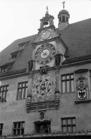 Heilbronn: Astronomische Uhr am Rathaus
