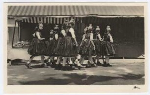 Gruppenbild in Tracht