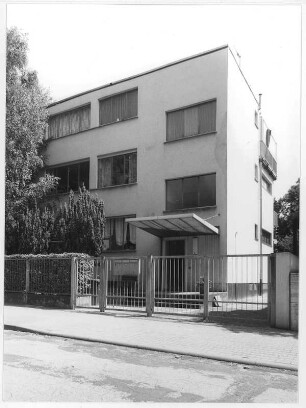 Wohnhaus 'Erlenbach'; Frankfurt, Hans-Sachs-Straße 6