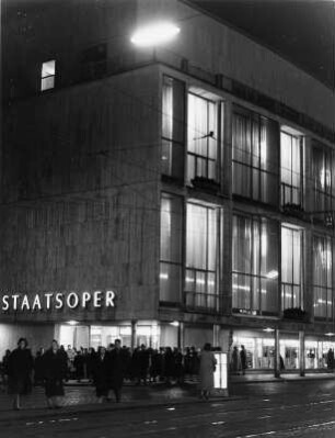 Hamburg-Neustadt. Ansicht des Gebäudes der Hamburgischen Staatsoper