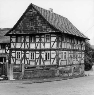Herleshausen, Lindenstraße 16
